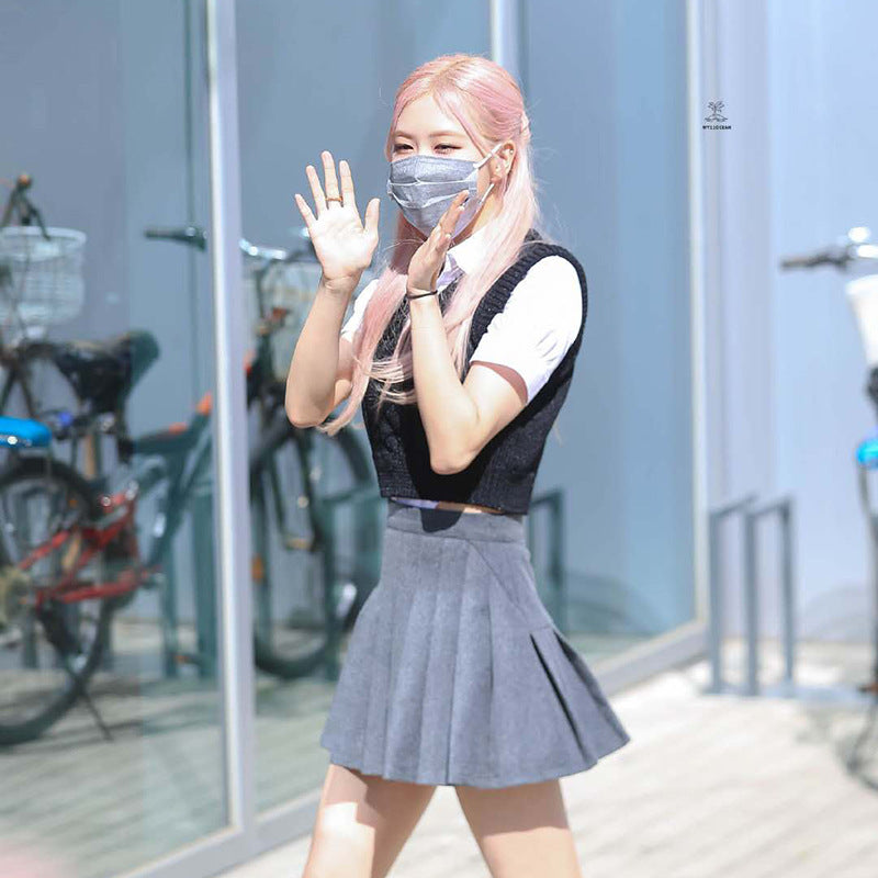 Fashion White Short Sleeve Black Vest Sweater by Royal Closet