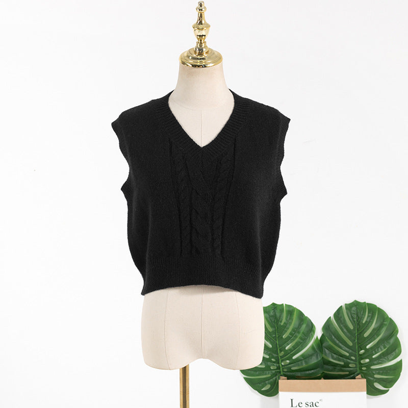 Fashion White Short Sleeve Black Vest Sweater by Royal Closet