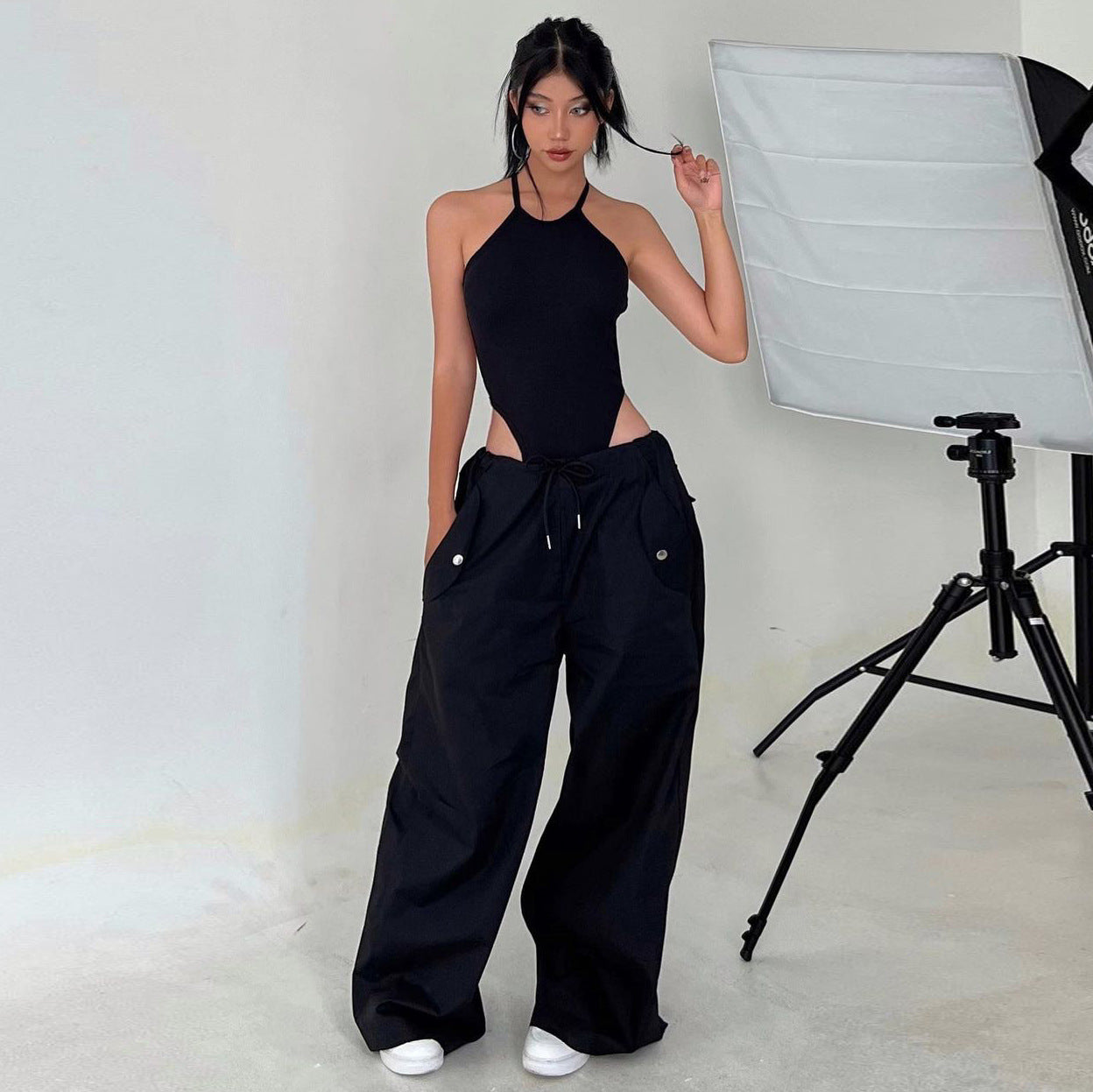 Solid-color Lace-up Pants by Royal Closet