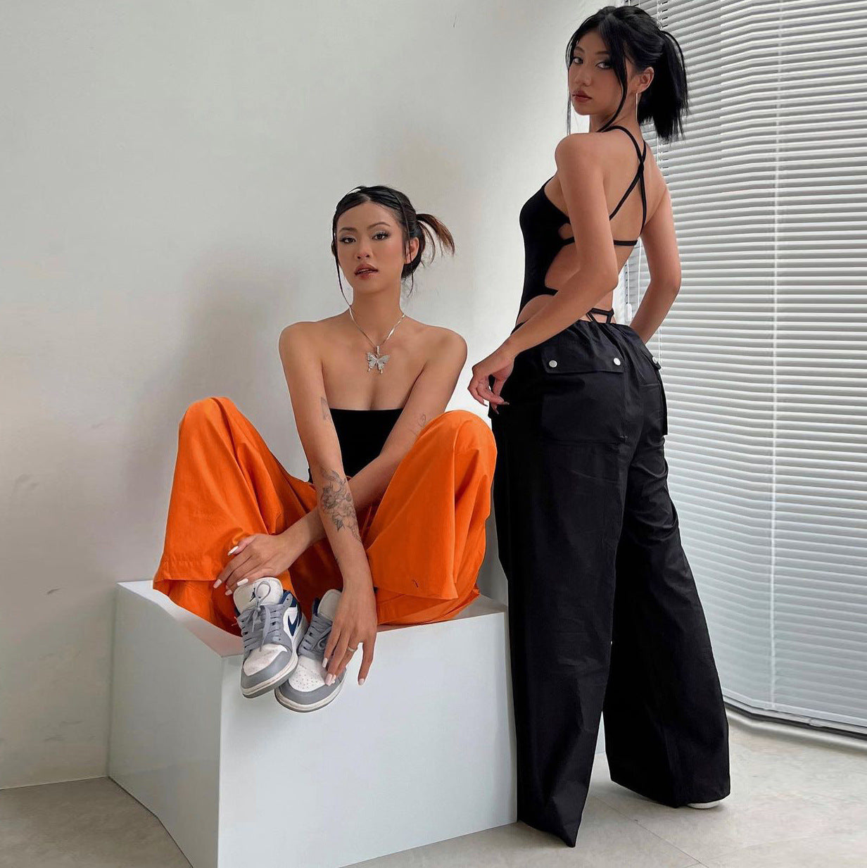 Solid-color Lace-up Pants by Royal Closet